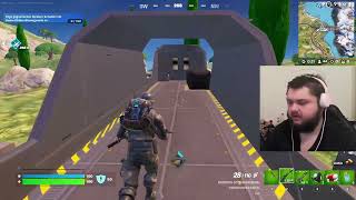 sie sandwichen mich in Fortnite [upl. by Blen]