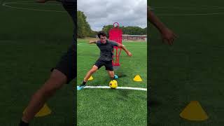 Frenkie de Jong skill breakdown soccer football soccerskills footballskills soccertraining [upl. by Mumford]