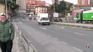 El Ayuntamiento de Barakaldo está dispuesto a cubrir las aceras del puente de Burceña [upl. by Kaylee]