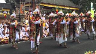 Tari baris gede krama banjar tengah [upl. by Thaddus887]