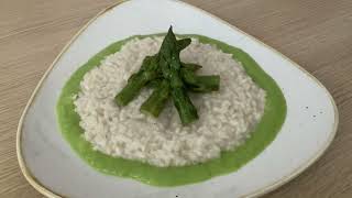 Risotto agli asparagi ricetta completa [upl. by Tnerual]