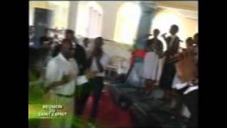 REUNION DU SAINT ESPRIT 2010 AVEC LE PROPHETE JOEL FRANCIS TATU suite et fin [upl. by Yraeht]