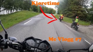 Vennen min har kjøretime  MCVlogg 7 [upl. by Ahtibat]