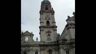 Passau Dom Glocke quotMisericordiaquot läutet zum Angelus [upl. by Durrace30]