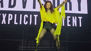 Pretty Liar  Shania Twain  Kansas City MO 071923 ShaniaTwain TMobileCenter live [upl. by Janenna]