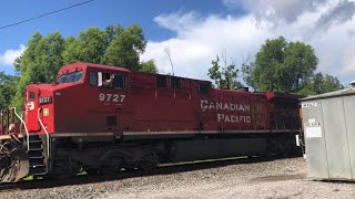 CPKC M268 passes late through Garyville LA [upl. by Caterina]