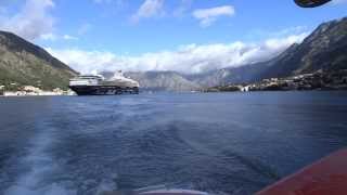 Mit dem Tenderboot in der Bucht von Kotor von Mein Schiff 2 zum Festland [upl. by Beetner678]