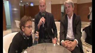 2009  Le Real de Madrid avec Zidane et ELA pour les enfants [upl. by Dore850]