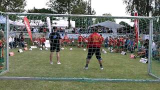 Trainer im Tor beim INTERSPORT kicker FUßballcamp Merschwitz [upl. by Natye]