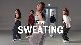 Alewya  Sweating  Woonha Choreography [upl. by Essam]