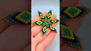 Flor de triángulos peyote stitch beading beadingtutorials handmade livevideo [upl. by Ttayh]