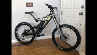 2002 Intense M1  A Slow Look at the Classic Downhill Bike  Fox 40 Fork [upl. by Domonic332]