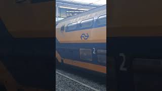 Virm vertrekt uit Utrecht centraal [upl. by Assital]