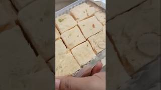 Soan papdi😋 itni bhi buri nahi hai 🪔 love for soan papdi 💛💯 [upl. by Pulsifer]