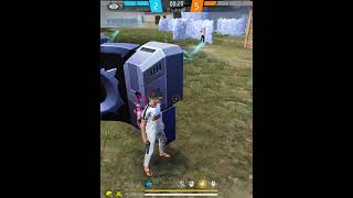 صاحبك الملاغي 😂😂 freefire 7midoux فريفاير solovssquad white444 [upl. by Eisenhart]