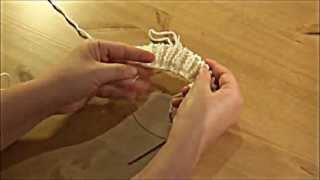 Tutorial Kinderschal selber stricken Anleitung für Anfänger [upl. by Ahsienad]