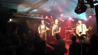 Gewohnheitstrinker Oi Punk Freiburg Trinken um zu vergessen live  Frankenpogo 2016 [upl. by Lilly837]