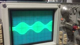 Tektronix 465 with 200MHz 500kHz 50 AM [upl. by Faxan334]