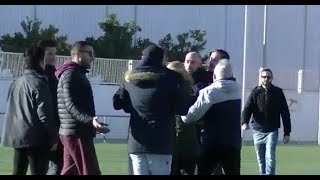 Esportbase  Tensión entre padres en un partido de Querubines [upl. by Recneps]