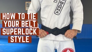 Brazilian JiuJitsu How to tie your belt superlock style [upl. by Labors]