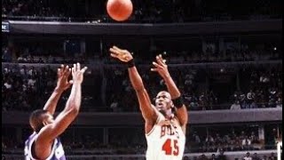 1995 Playoffs Hornets  Bulls Round 1 Game 3 [upl. by Bannasch]