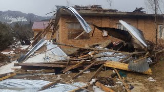 Kulgam Many Residential Buildings Severely Damaged Due To Strong Winds [upl. by Eustashe]