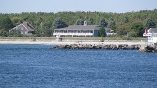 Kennebunk Beach Maine  Seaside Inn Beachfront Inn on Kennebunk Beach near Kennebunkport [upl. by Xever816]