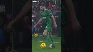 💫🤩 Este pase de Moncayola shorts osasuna LALIGAHighlights GironaOsasuna football LaLiga [upl. by Marentic135]