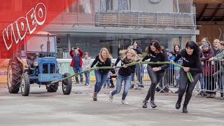 Video Jungbauern bewiesen beim Traktorzoichn Stärke [upl. by Nakasuji]