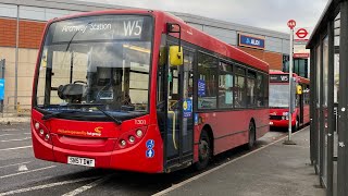 Full Route Visual  HCT Group Route W5  Harringay Superstores  Archway Station [upl. by Gran]