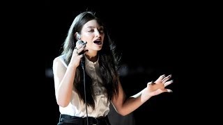 Lorde  Royals Live on Grammy 2014 [upl. by Hoskinson]