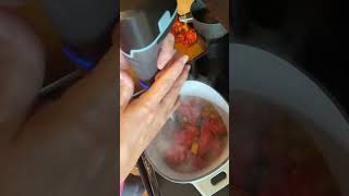 Pampered Chef immersion blender making tomato sauce ￼ [upl. by Ardnaxela]