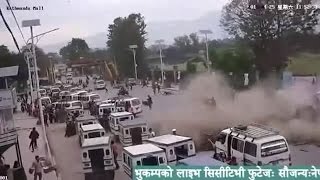 Impactantes imágenes del terremoto en Nepal [upl. by Vivia]