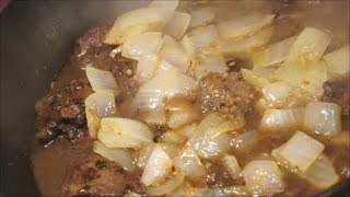 HOW TO COOK CHANNEL Delicious Smothered Liver And Onions Recipe How to Make Liver Onions amp Gravy [upl. by Neeneg982]