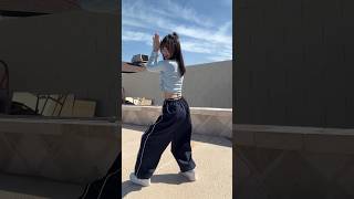 bounce when she walk 👏🏻 tiktok dancechallenge dance [upl. by Timmi]