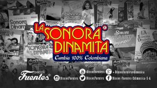 La Sonora Dinamita  Calinda  Discos Fuentes [upl. by Ahsyekal]