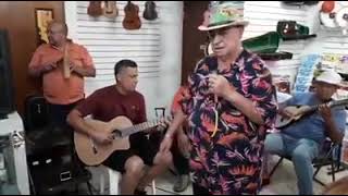 El Trovador Don Pedro Matos cantando desde Bayamón [upl. by Laehcar]