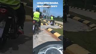 Latihan KPP02 Motosikal  Jalan Bonggol Dan Huruf 8 [upl. by Cia]