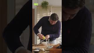 KABELJAUW MET GROENTJES EN PARELCOUSCOUS 🐟🍅 indemix njamtv shorts [upl. by Brandes245]