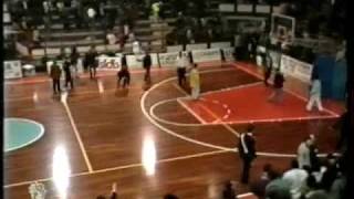 Basket  Roseto  Pescara Rissa in campo [upl. by Hermia]