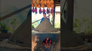 Oil extraction from seeds ancient methods oil oldoil oilextraction ytshorts [upl. by Hurty358]