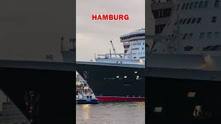 Queen Mary 2 in Hamburg im Morgengrauen Zeitraffer time lapse shipspotting [upl. by Manwell]