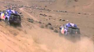 Carlos SAINZ and Nasser ALATTIYAH fight Dakar 2011 stage 9 [upl. by Shafer]