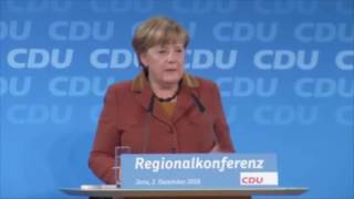 quotDas ist Personenkultquot Als Merkel einen Flüchtling begrüßt platzt einem CDUMitglied der Kragen [upl. by Animrac467]