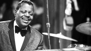 Oscar Peterson  Bossa Beguinemov [upl. by Winny530]