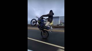 Yz125 wheelie Mercedes pov [upl. by Niltiak]