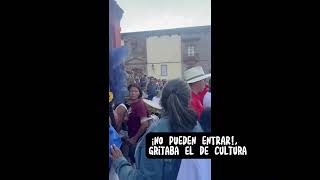 Empleados mpales San Miguel de Allende y sacerdotes impiden paso a pueblos indígenas a Parroquia [upl. by Ari271]