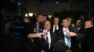 François Hollande interpellé à Echirolles [upl. by Markland]