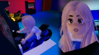 I played video games in roblox brookhaven 🏡rp game [upl. by Romine]