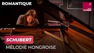 Schubert  Mélodie hongroise D 817 David Fray [upl. by Anirtal]